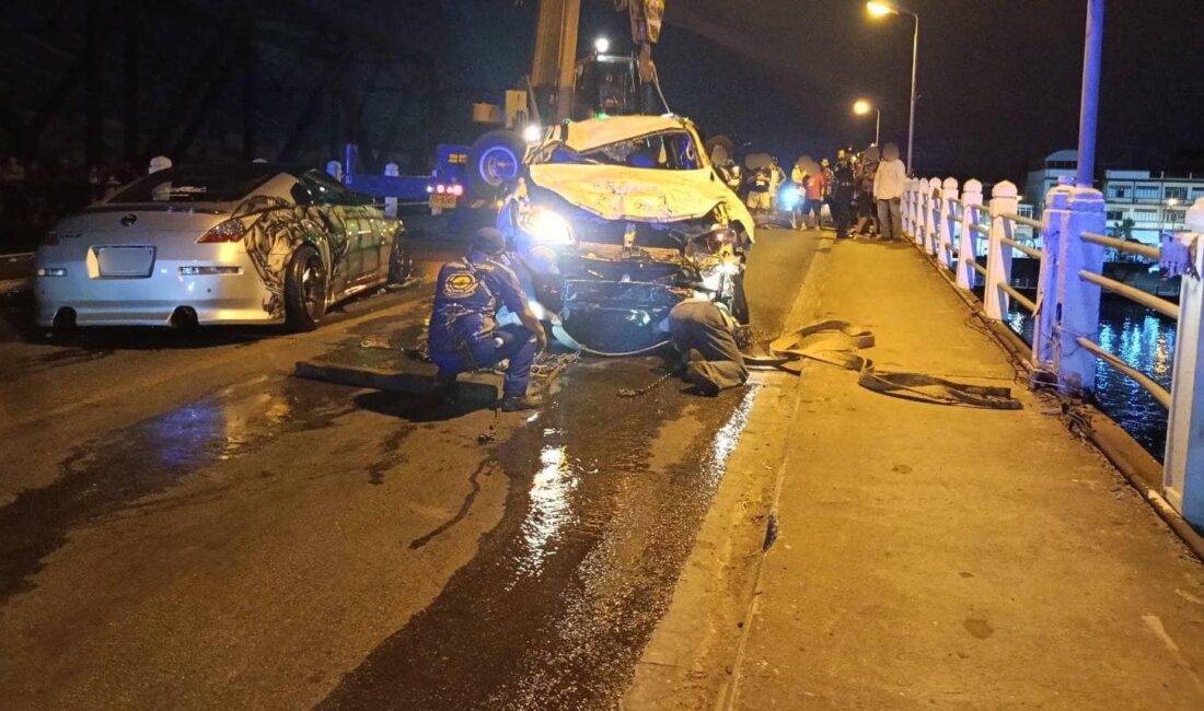 Tayland’da bir köprüde yol verme tartışması sonucu çıkan kavgada sürücülerden