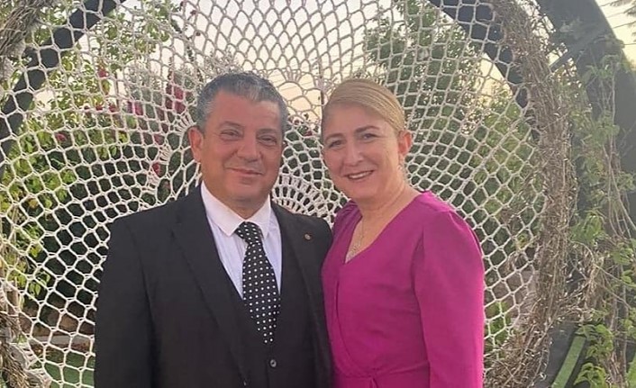 KKTC’DE ESKİ BAKAN KEMAL DÜRÜST VE EŞİ SAHTE DİPLOMA VE