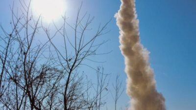 KUZEY KORE, DÜN ATEŞLEDİĞİ FÜZELERİN “SÜPER BÜYÜK SAVAŞ BAŞLIĞI” TAŞIYAN