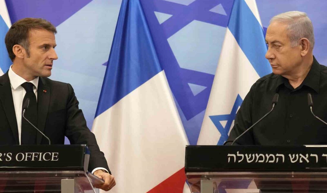 FRANSA CUMHURBAŞKANI EMMANUEL MACRON, İSRAİL BAŞBAKANI BİNYAMİN NETANYAHU İLE YAPTIĞI