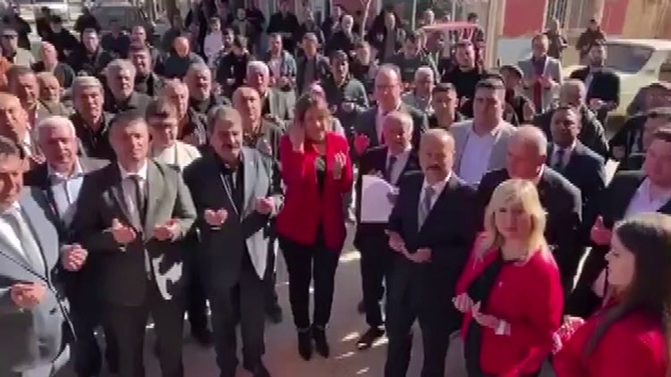 AFYONKARAHİSAR’IN BAŞMAKÇI İLÇESİNDE MHP’NİN SEÇİM BÜROSU DUALARLA AÇILDI