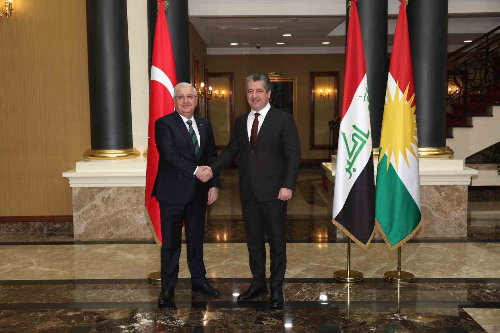 MİLLİ SAVUNMA BAKANI GÜLER, IKBY BAŞBAKANI MESRUR BARZANİ İLE GÖRÜŞTÜ