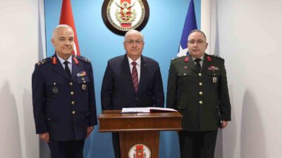 MİLLİ SAVUNMA BAKANI GÜLER, NATO KARARGAHI’NDAKİ TÜRK ASKERİ TEMSİL HEYET