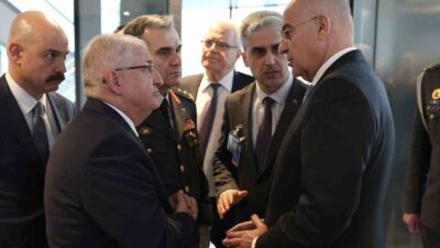 MİLLİ SAVUNMA BAKANI YAŞAR GÜLER, NATO KARARGAHI'NDA YUNANİSTAN SAVUNMA BAKANI