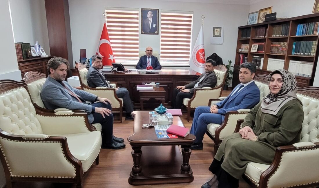 Afyonkarahisar İl Müftüsü Lütfü İmamoğlu, kurum bünyesinde görevli denetim ekibi