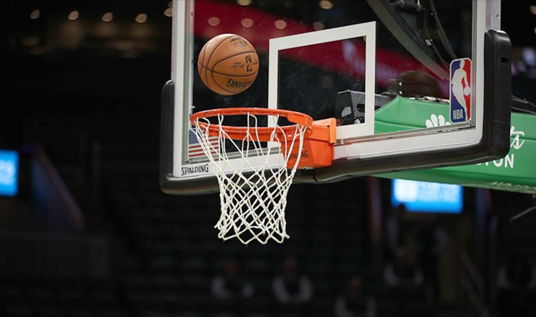 Amerikan Basketbol Ligi’nde (NBA) Los Angeles Clippers, deplasmanda Golden State