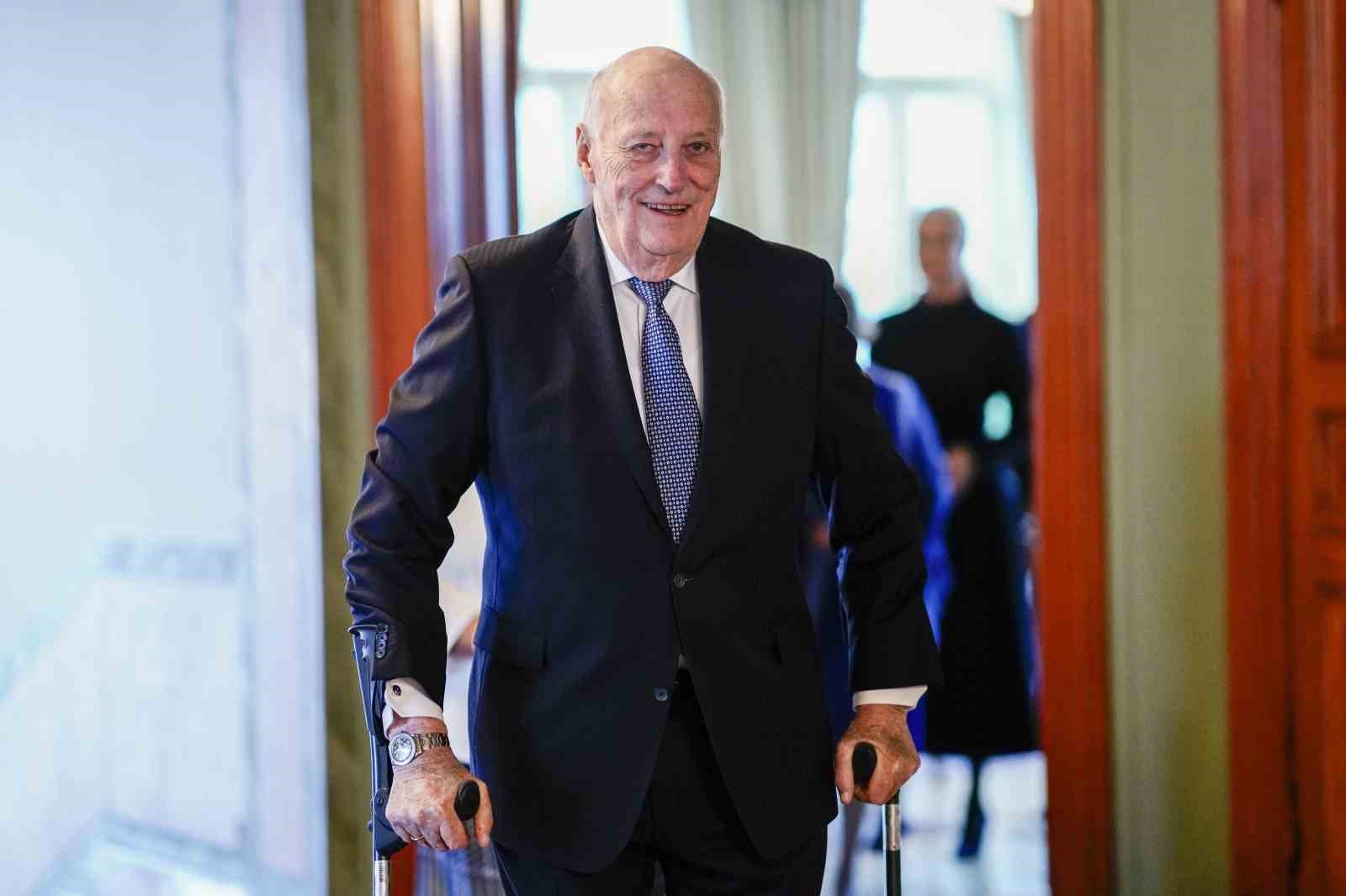 Norveç kraliyet ailesi tarafından yapılan açıklamada, Norveç Kralı Harald’ın Malezya’da