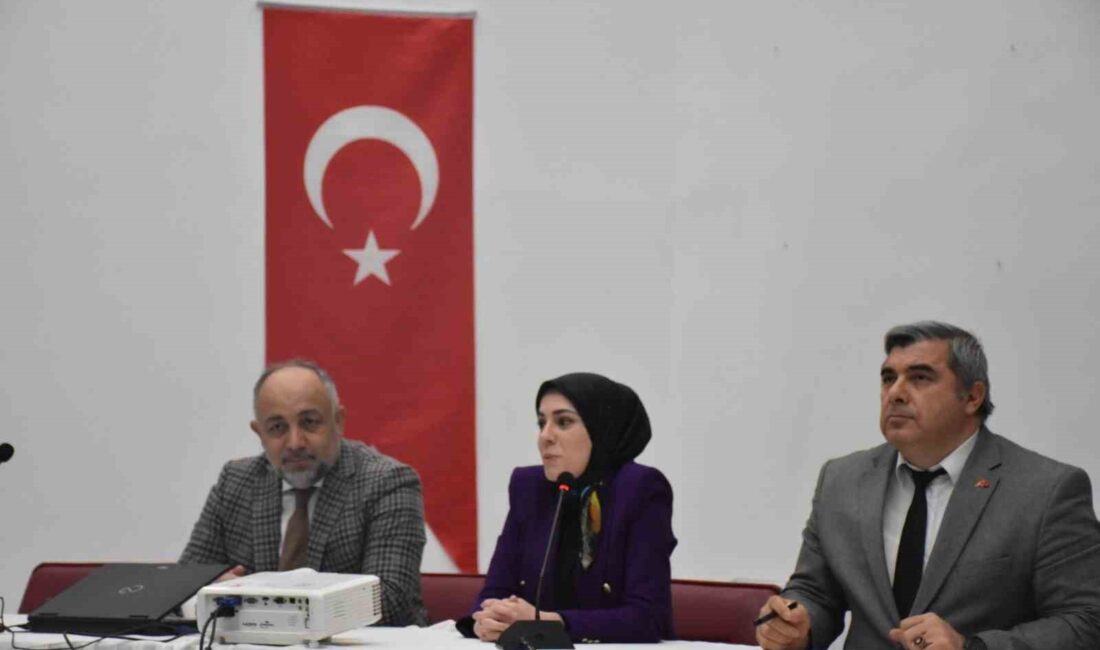 AFYONKARAHİSAR’DA ‘OKULLARDAKİ YETENEK TARAMASI, GELENEKSEL ÇOCUK OYUNLARI VE OMURGA SAĞLIĞI’