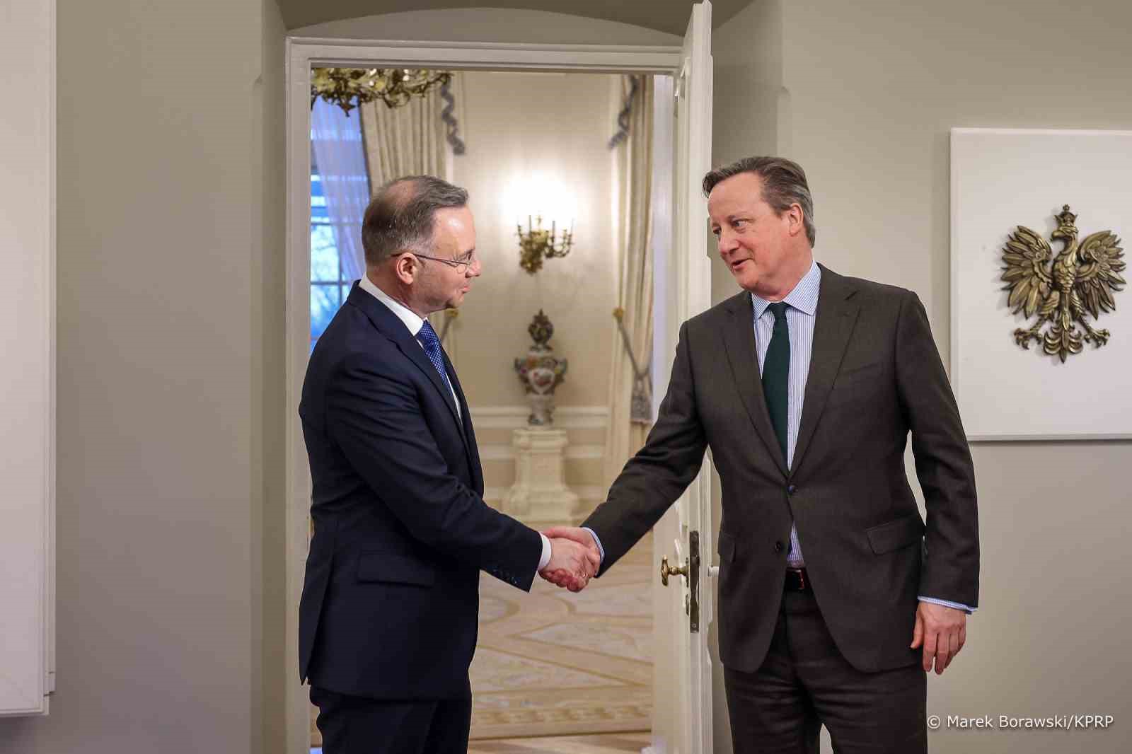 POLONYA CUMHURBAŞKANI DUDA, İNGİLTERE DIŞİŞLERİ BAKANI CAMERON'LA GÖRÜŞTÜ