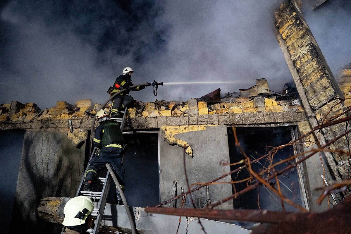 RUS ORDUSUNUN UKRAYNA'NIN ODESSA KENTİ İLE DONETSK'E GERÇEKLEŞTİRDİĞİ SALDIRI SONUCU