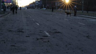 RUSYA’NIN UKRAYNA’NIN FARKLI BÖLGELERİNE DÜZENLEDİĞİ SALDIRILARDA 11 KİŞİ YARALANDI, ÇOK