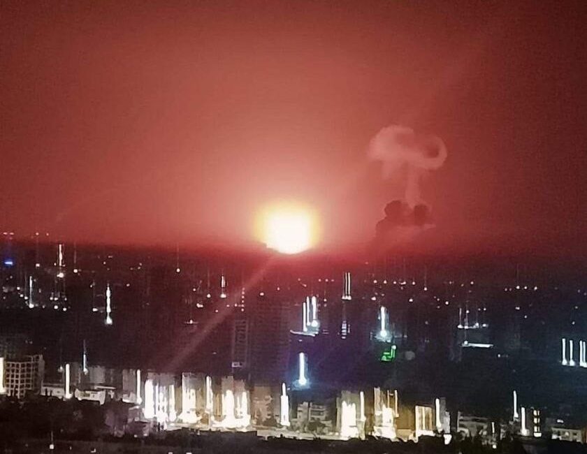 ŞAM YAKINLARINA HAVA SALDIRISI DÜZENLENDİ