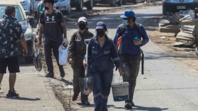 ŞİLİ'DE DEVAM EDEN ORMAN YANGINLARINDA HAYATINI KAYBEDENLERİN SAYISI 131’E YÜKSELDİ.