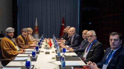 TBMM BAŞKANI KURTULMUŞ, UMMAN ŞURA MECLİSİ BAŞKANI AL MAAWALİ İLE