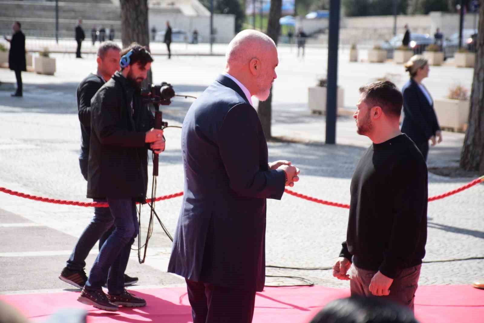Ukrayna Devlet Başkanı Vladimir Zelenskiy, Tiran ev sahipliğinde gerçekleştirilen Ukrayna