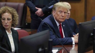 TRUMP’IN İLK CEZA DAVASI 24 MART’TA BAŞLAYACAK