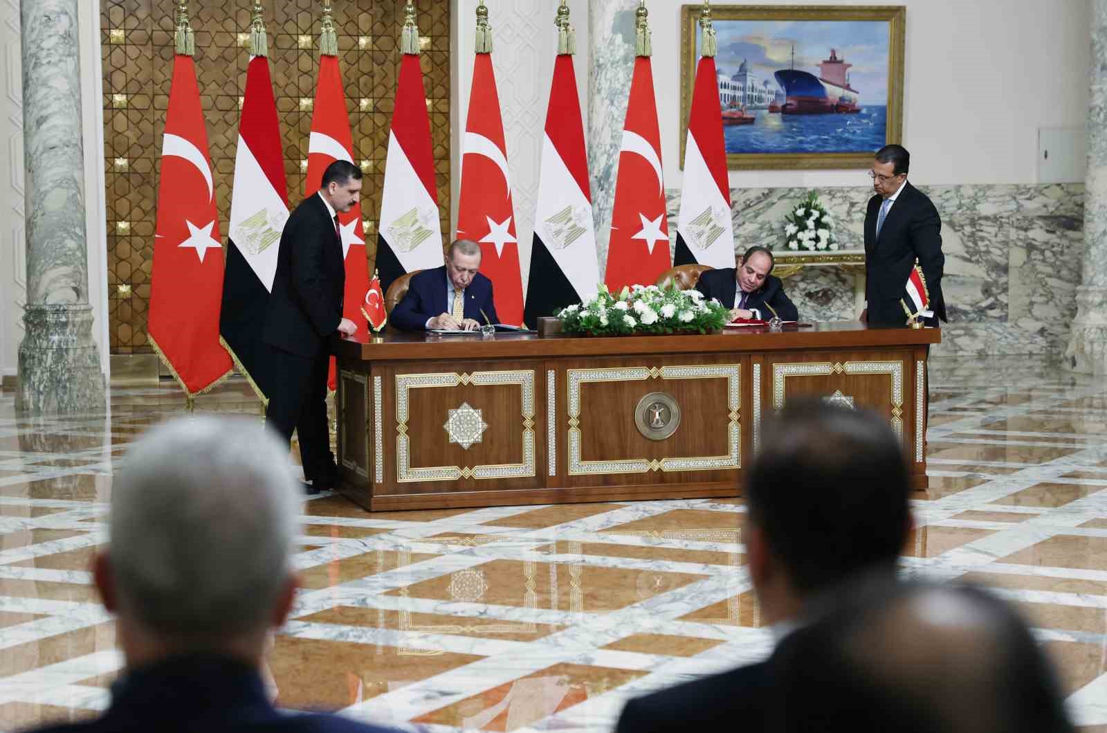 TÜRKİYE VE MISIR ARASINDA “YÜKSEK DÜZEYLİ STRATEJİK İŞBİRLİĞİ KONSEYİ TOPLANTILARININ
