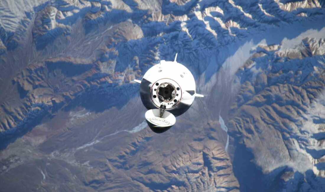 UZAY TAŞIMACILIĞI ŞİRKETİ SPACEX, TÜRKİYE’NİN İLK ASTRONOTU ALPER GEZERAVCI’NIN ARALARINDA