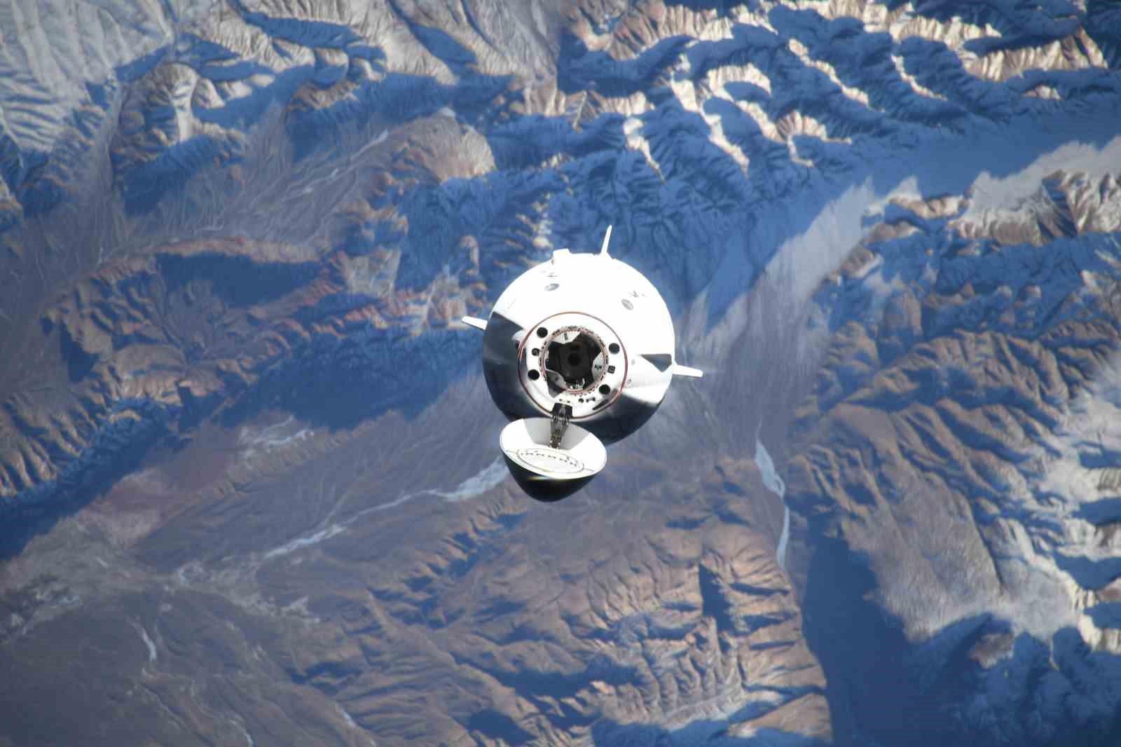 UZAY TAŞIMACILIĞI ŞİRKETİ SPACEX, TÜRKİYE’NİN İLK ASTRONOTU ALPER GEZERAVCI’NIN ARALARINDA