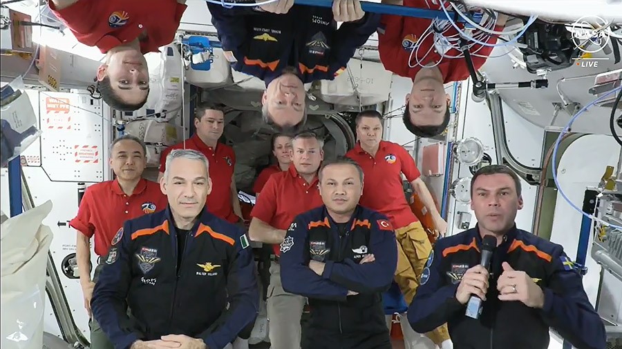 TÜRKİYE’NİN İLK ASTRONOTU GEZERAVCI: “BU BİR HİKAYENİN BAŞLANGIÇ NOKTASIYDI”