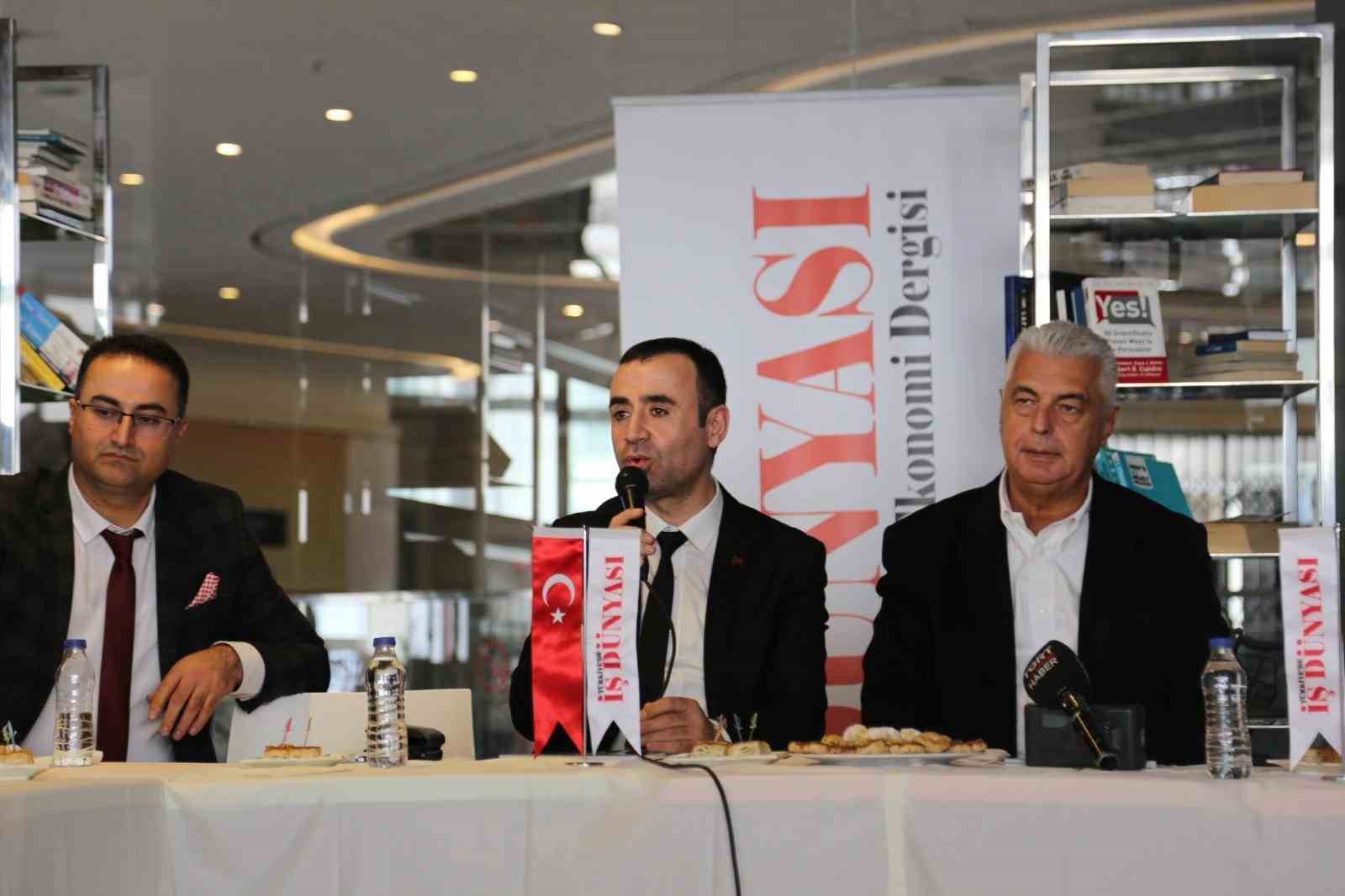 İş dünyasının gereksinimleri ve okurlarının fikirlerini temel alan Türkiye’de İş