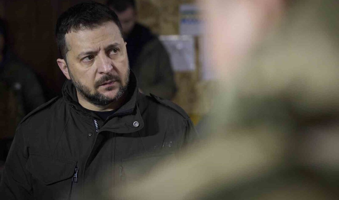 UKRAYNA DEVLET BAŞKANI VLADİMİR ZELENSKİY, HARKOV BÖLGESİNDEKİ KUPİANSK YAKINLARINDAKİ CEPHE