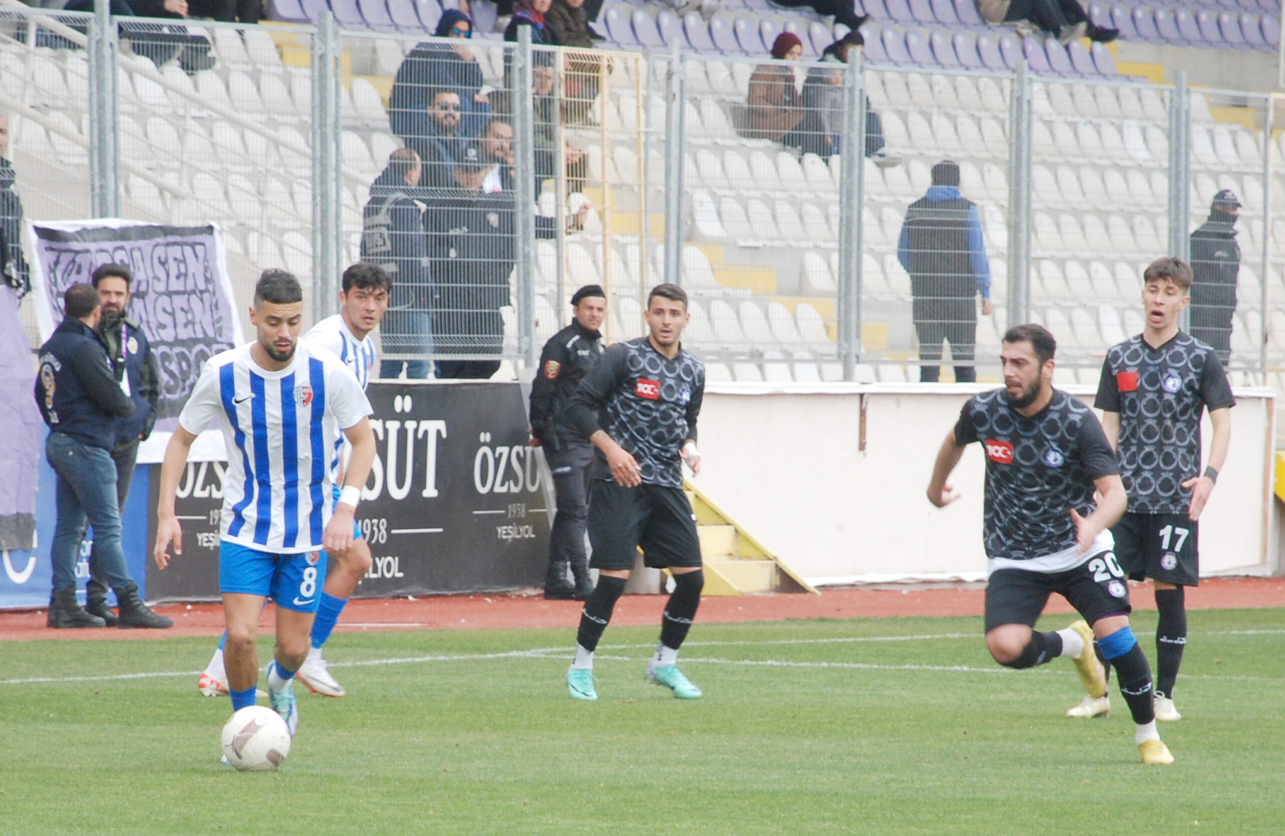 TFF 2.Lig Beyaz Grup’ta sezonun son 7 haftasına girilirken Esenler