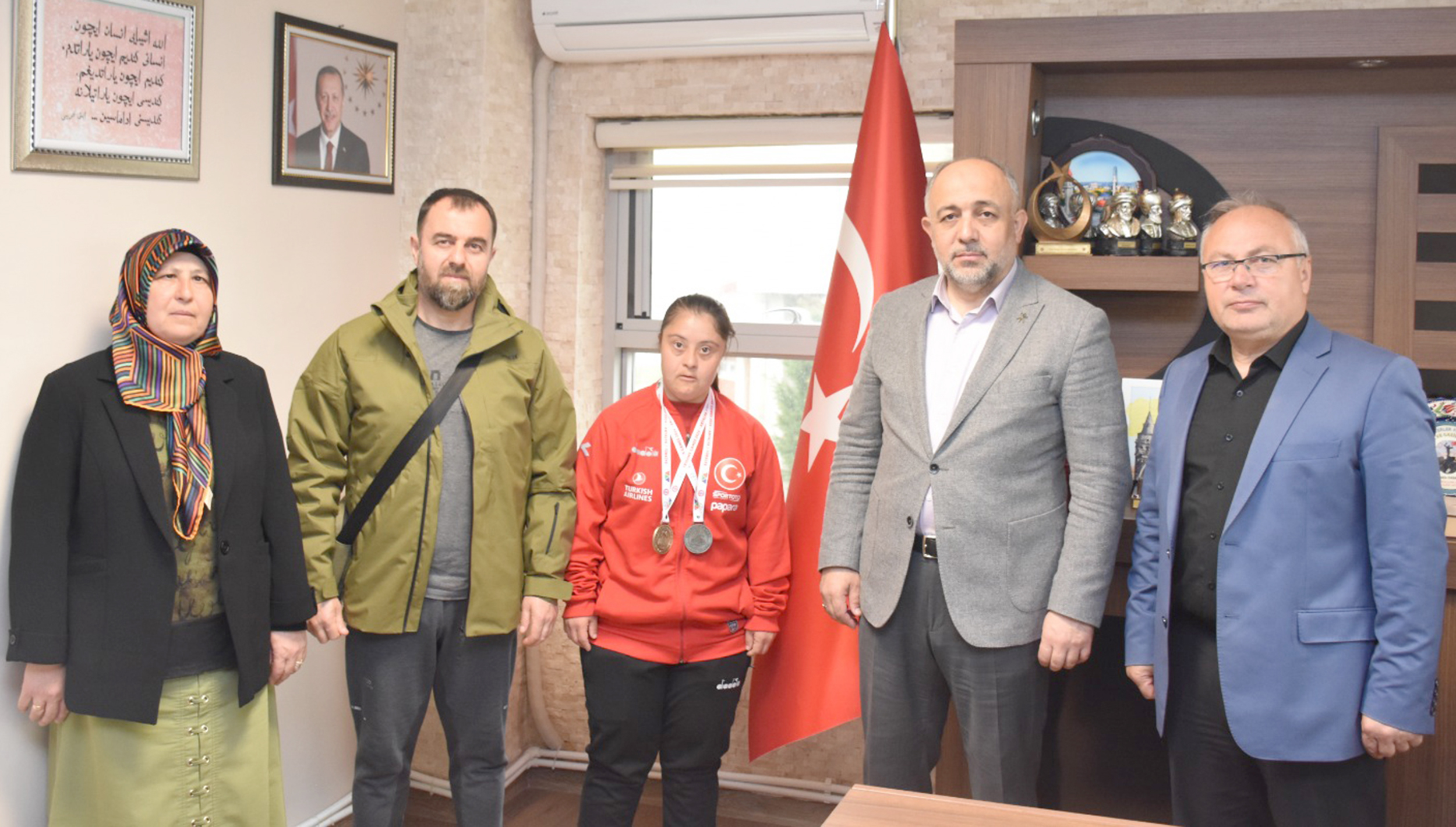 Afyonkarahisarlı Milli Sporcu Münevvere Yılmaz, başarılarına bir yenisini daha ekleyerek