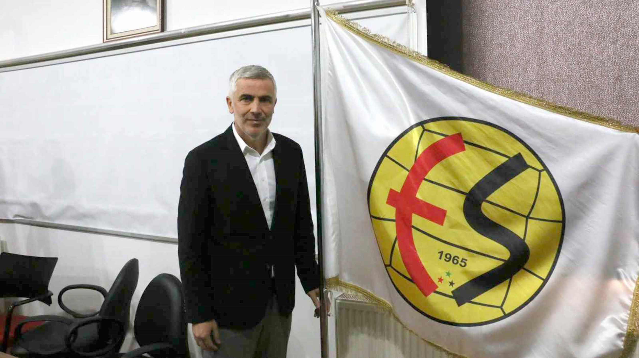 Bölgesel Amatör Lig temsilcisi Eskişehirspor’da göreve getirilen teknik direktör Önder