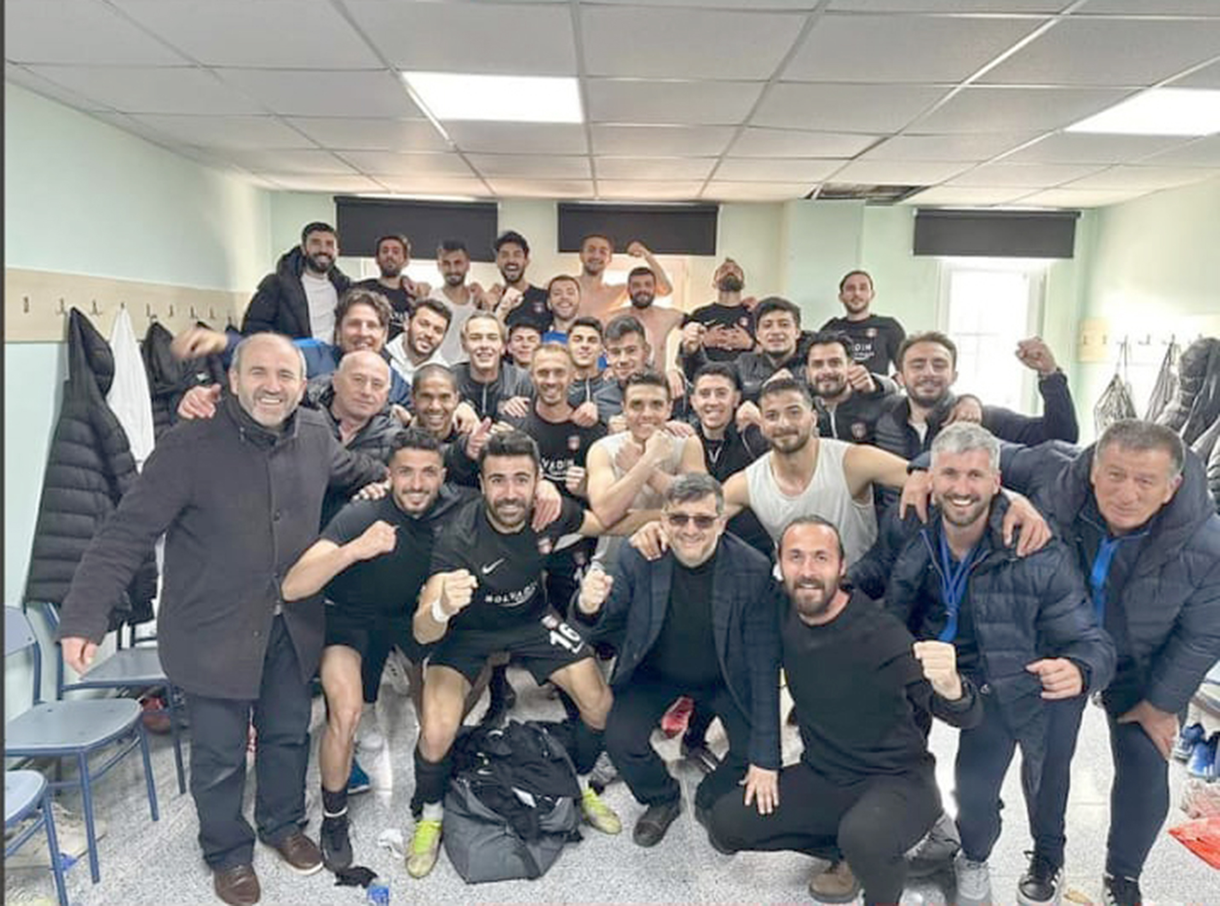 Bölgesel Amatör Lig’in 4.Grubunda üst sıraları zorlayan Belediye Bolvadin Termalspor,