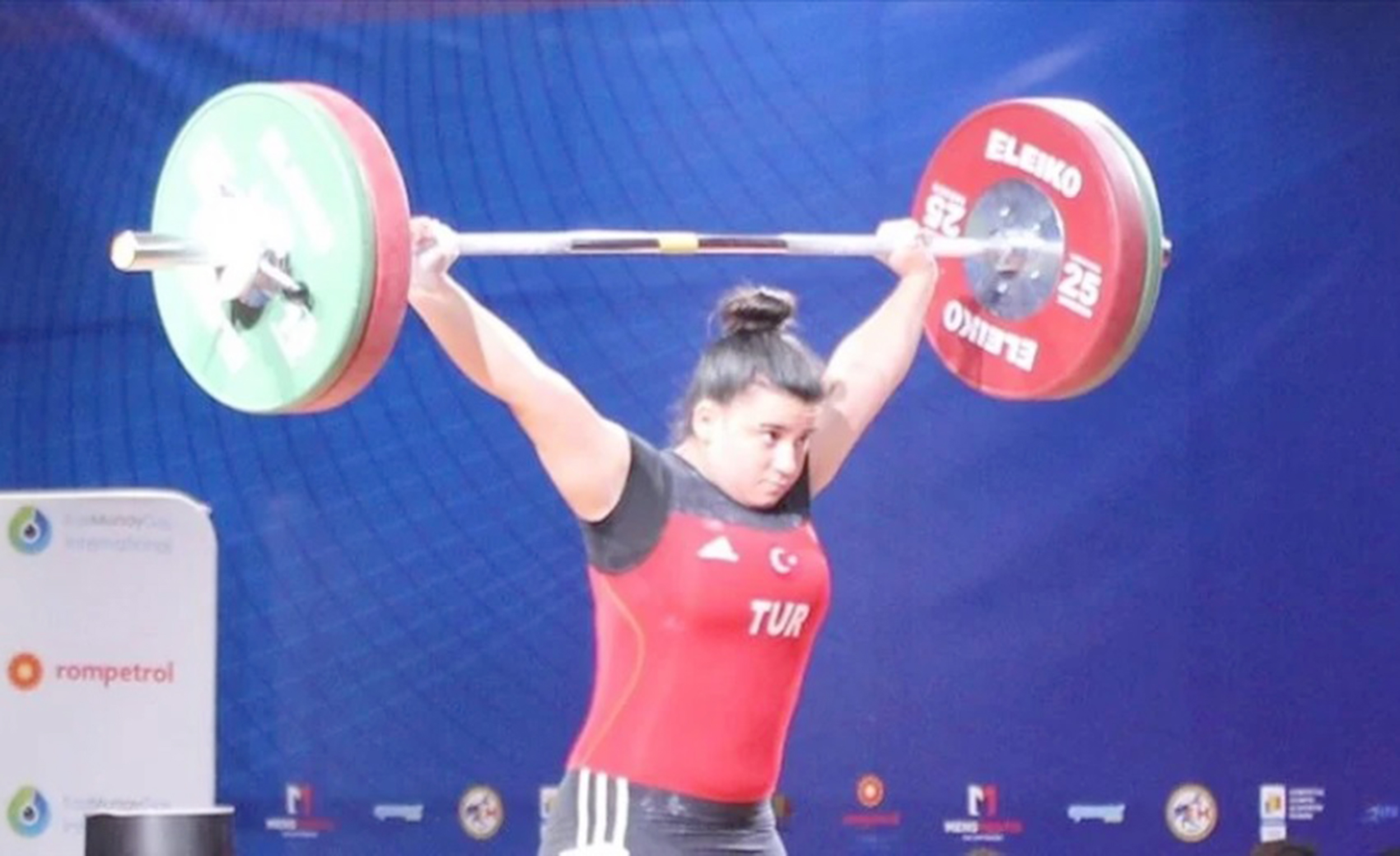 Milli halterciler, Tayland’da düzenlenecek ve Paris 2024 Olimpiyat Oyunları’na kota