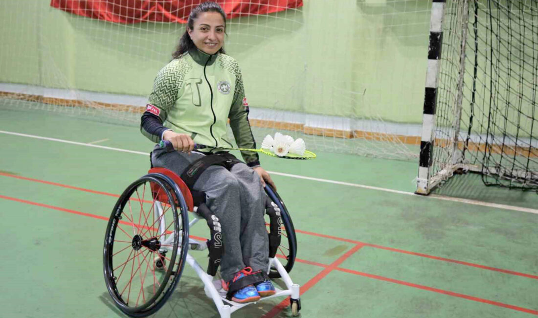 Torku Şekerspor’un Para Badminton sporcusu Emine Seçkin, Paris’te yapılacak olan