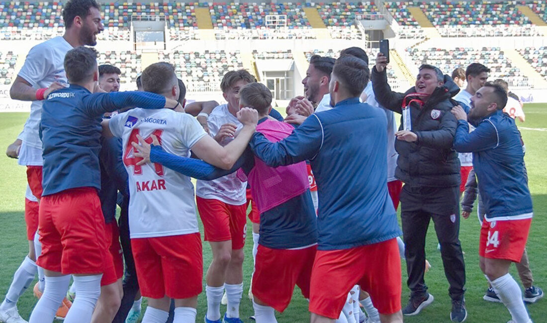 Afyonspor’un mücadele verdiği TFF 2.Lig Beyaz Grup’ta haftalardır düşme potasına