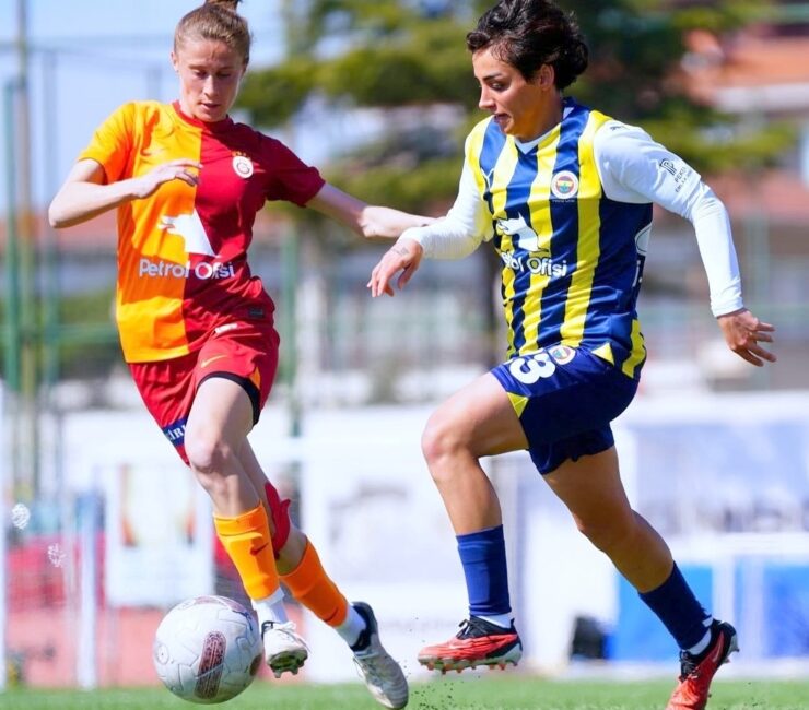 Turkcell Kadın Futbol Süper Ligi’nde 25. hafta maçları nefesleri kesti.