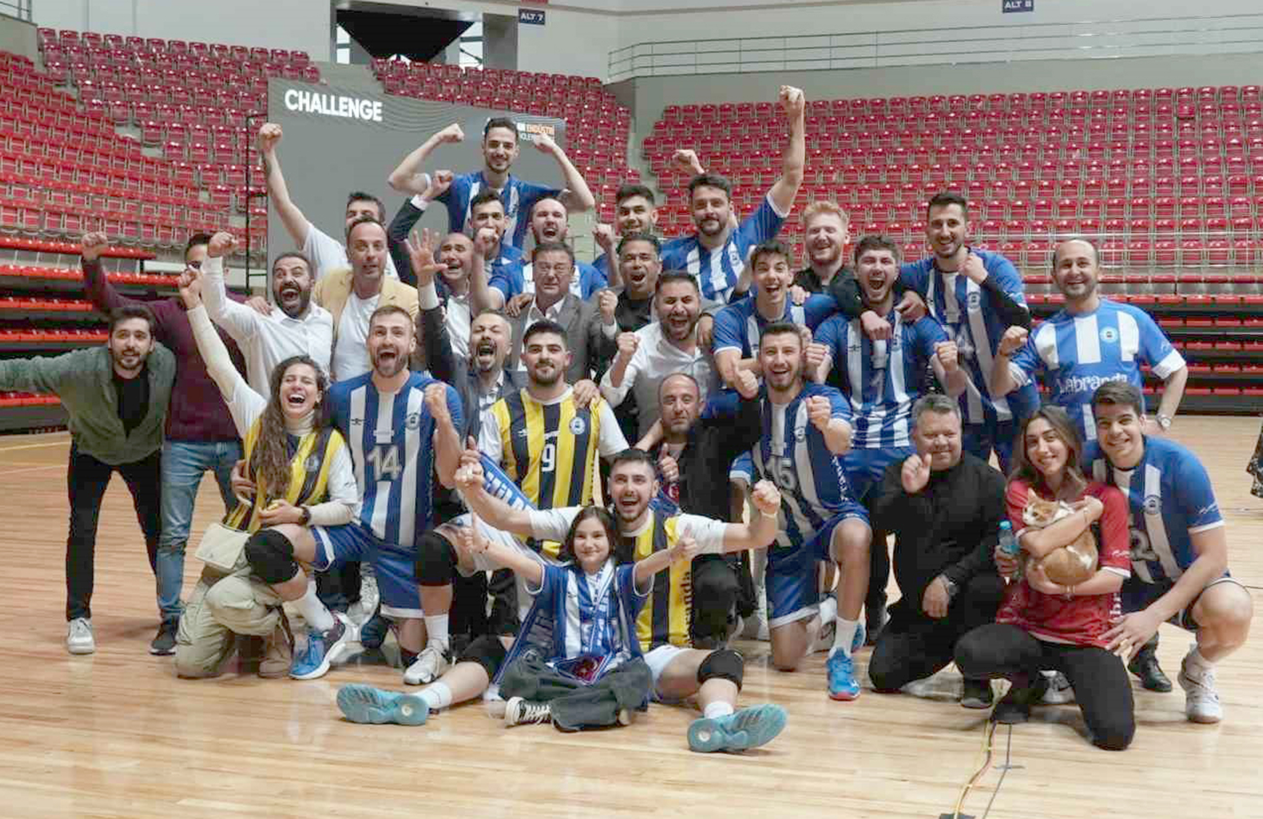 Milas’ın efeleri sonunda Efeler Ligi hedefine ulaştı Uzun yıllardan bu