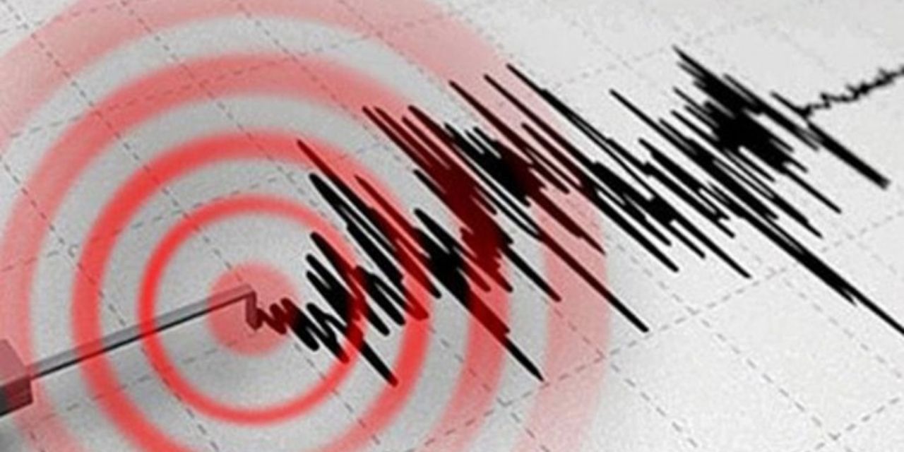 Kandilli Rasathanesi, Antalya Finike’de 4.8 büyüklüğünde deprem meydana geldiğini duyurdu.