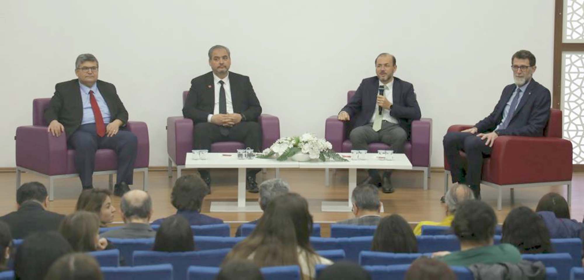 Afyonkarahisar Sağlık Bilimleri Üniversitesi Rektörü Prof. Dr. Nurullah Okumuş, AFSÜ