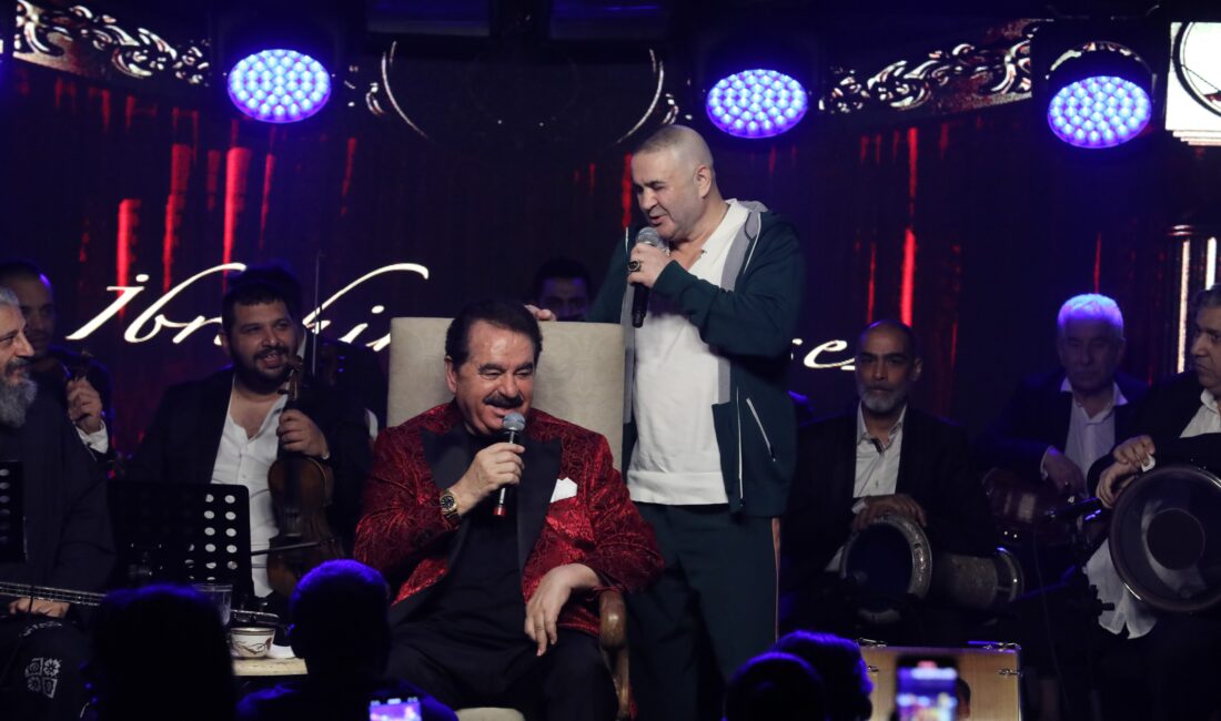 Ünlü sanatçı İbrahim Tatlıses uzun bir aranın ardından İstanbul’da sahneye