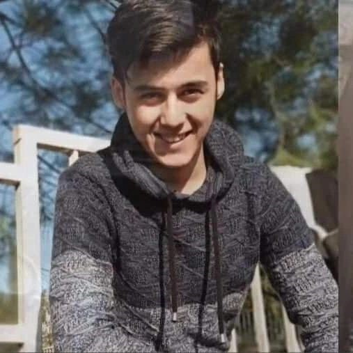 Muğla’nın Marmaris ilçesinde sobayı tutuşturmak için tiner dökerken yaşanan patlamada