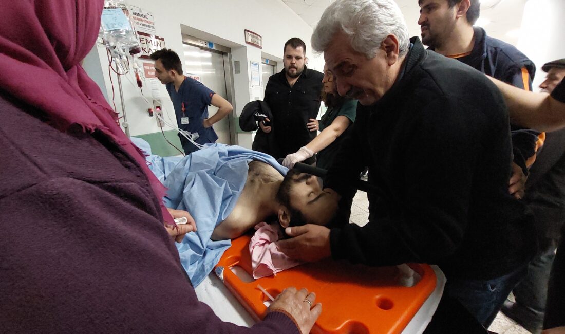 Samsun’da çalıştığı fabrikada üzerine kauçuk enjeksiyon makinesinin plakası düşen işçi