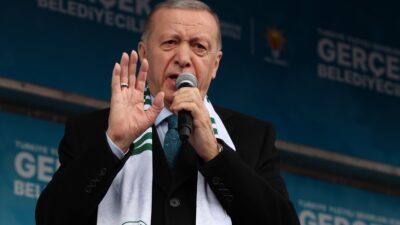 Cumhurbaşkanı Recep Tayyip Erdoğan, önceki seçimi hatırlatarak, “CHP yine DEM