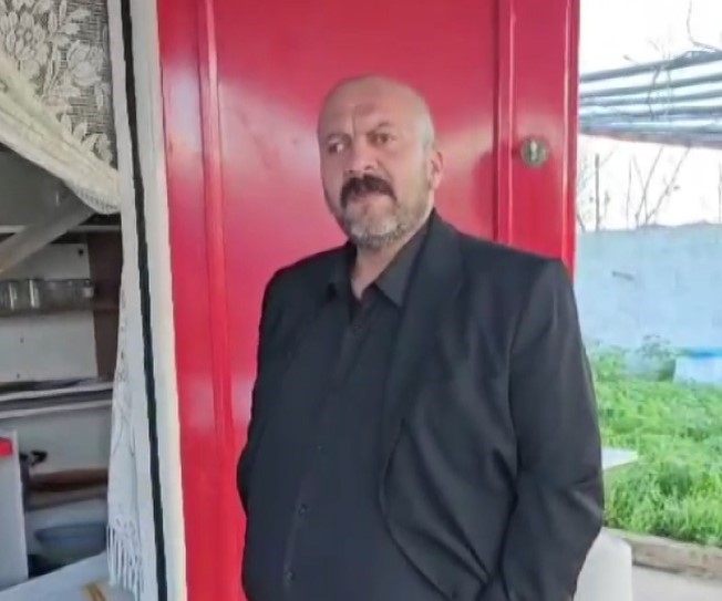 Gaziantep’te Şehitkamil bağımsız belediye başkan adayı Mehmet Yılmaz’ın konteyner bağ