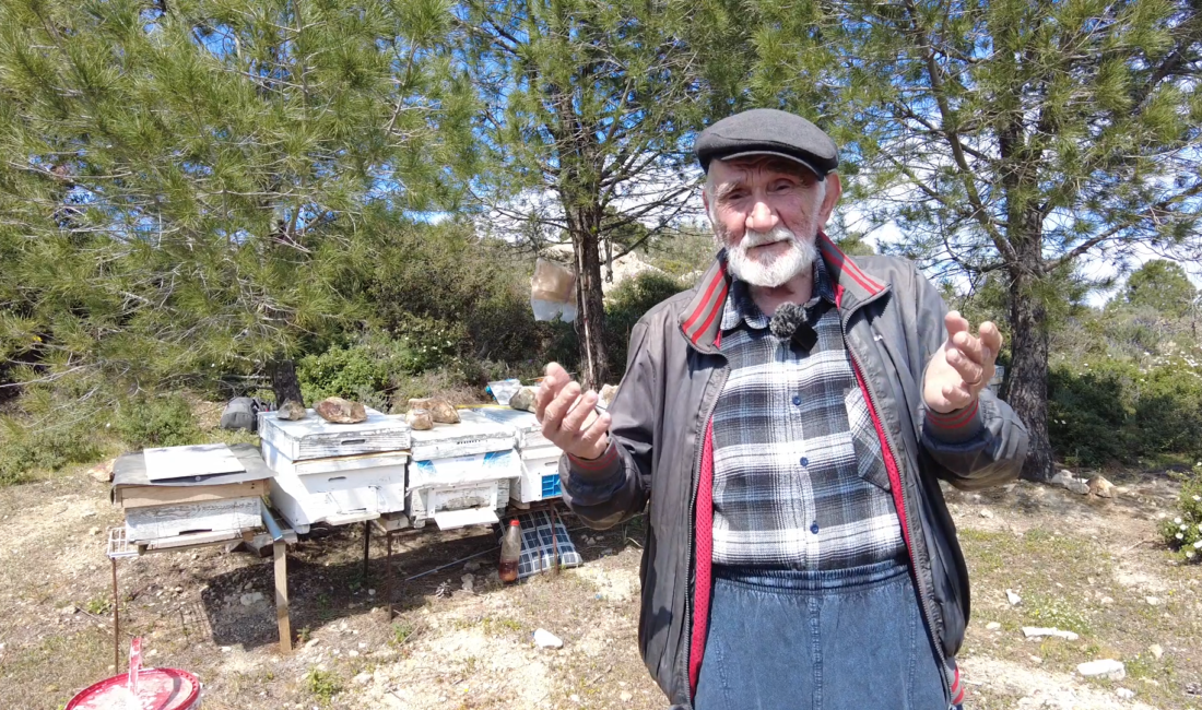 İzmir’in Foça ilçesinde yaşayan 85 yaşındaki Besim Güven, 7 yaşındayken