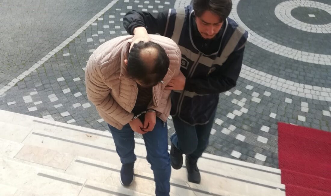 Konya’nın Akşehir ilçesinde başkasına ait sürücü belgesine kendi fotoğrafını yapıştıran