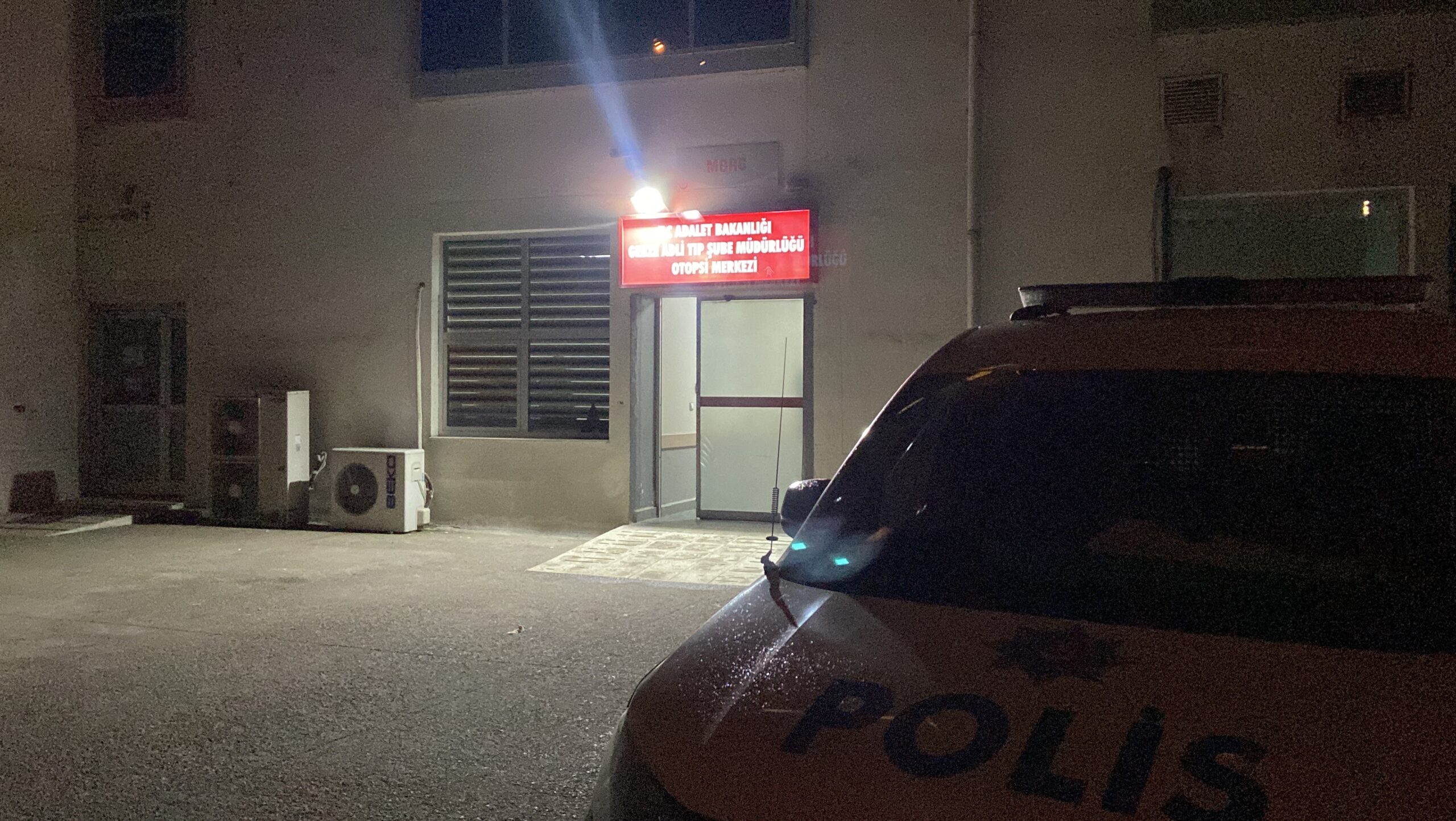 Kocaeli’nin Gebze ilçesinde kız meselesi sebebiyle çıktığı iddia edilen kavgada