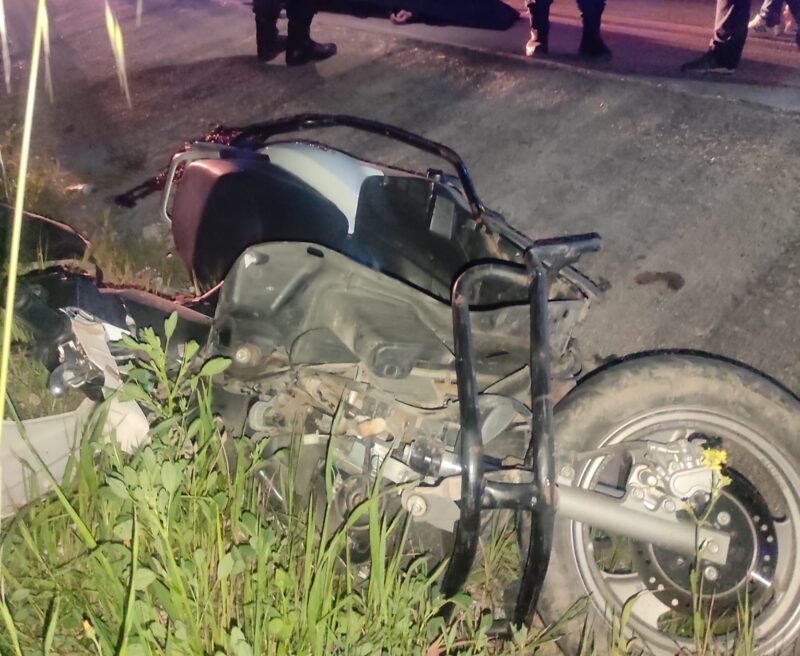 Muğla’nın Milas ilçesinde seyir halindeki motosiklet yayaya çarptı. Feci kazada