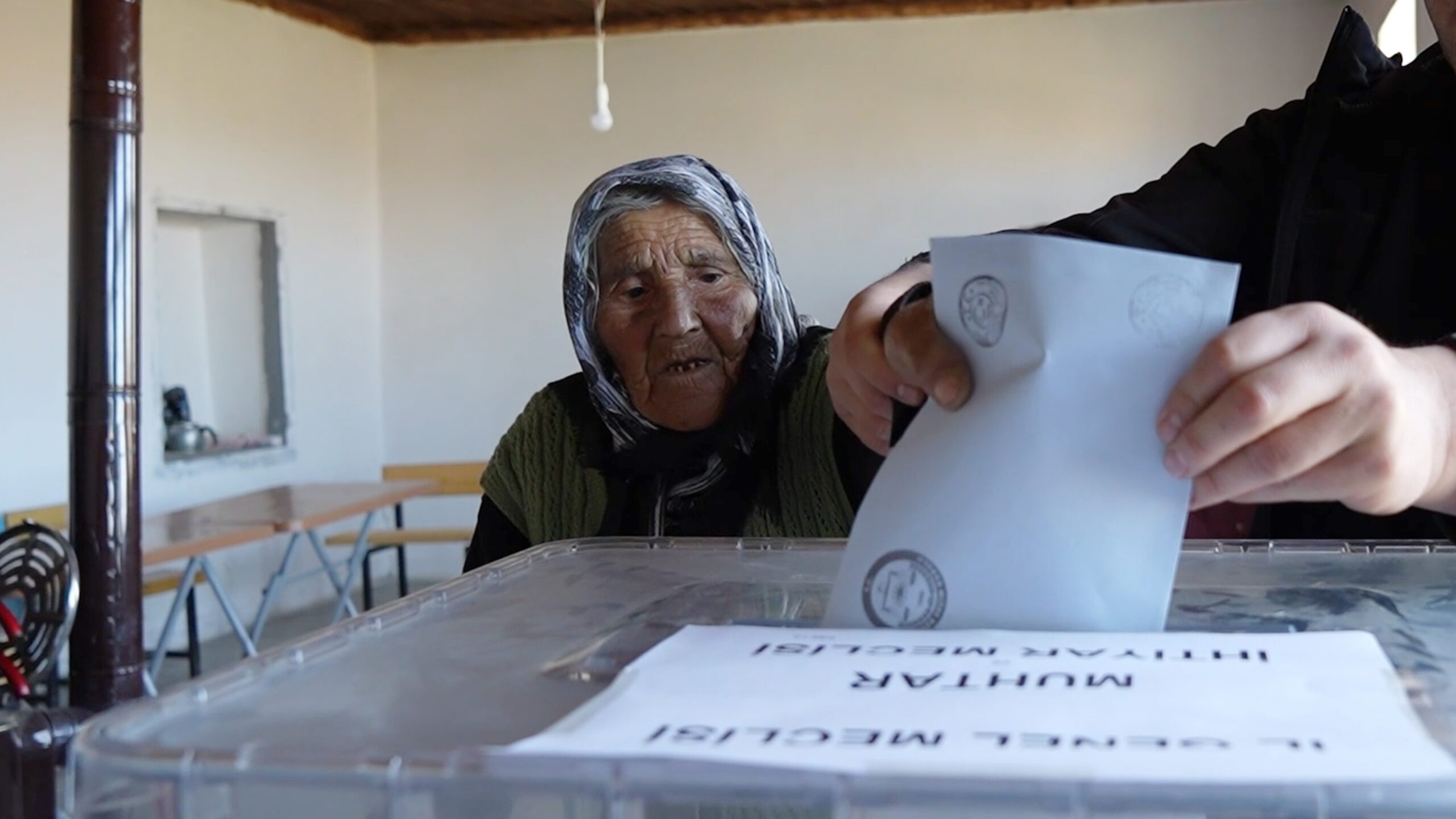 Türkiye’nin en yaşlı seçmeni 117 yaşındaki Arzu Sınıroğlu, Kırıkkale’deki doğup