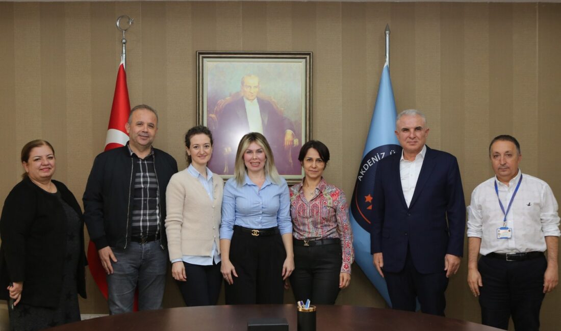 Akdeniz Üniversitesi Hastanesi’ne hayırsever Şükrü Ülker desteği ile ek odalar
