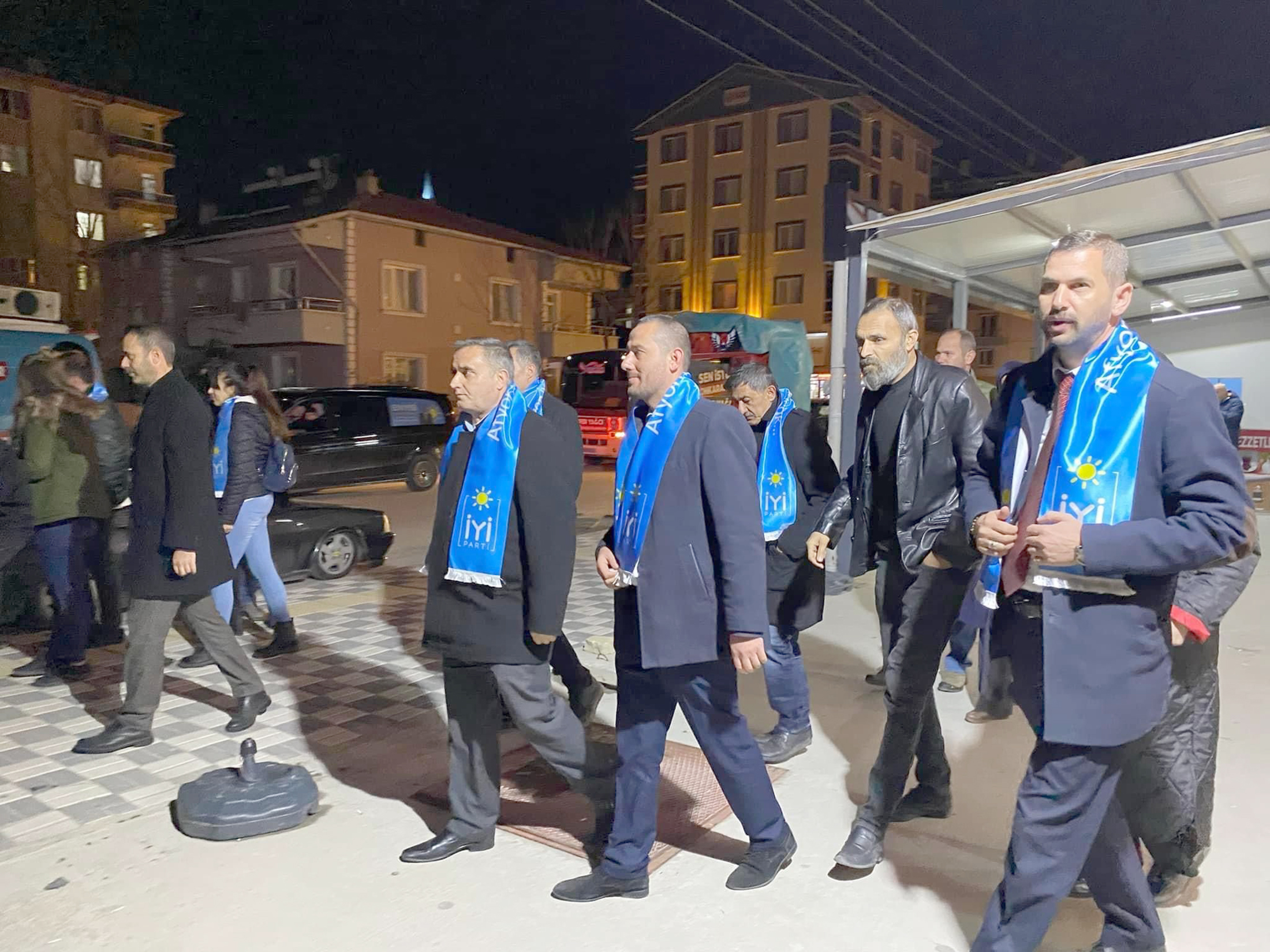 İYİ Parti Afyonkarahisar Belediye Başkan Adayı Alper Yağcı, seçim çalışmaları