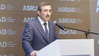 Cumhurbaşkanı Yardımcısı Yılmaz, “Enflasyonu düşürmeyi öncelikli konumuz olarak görüyoruz. Bu